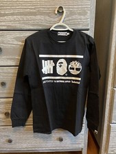 T-shirt BAPE x Undefeated x